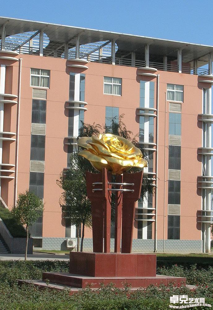 绽放 高500cm