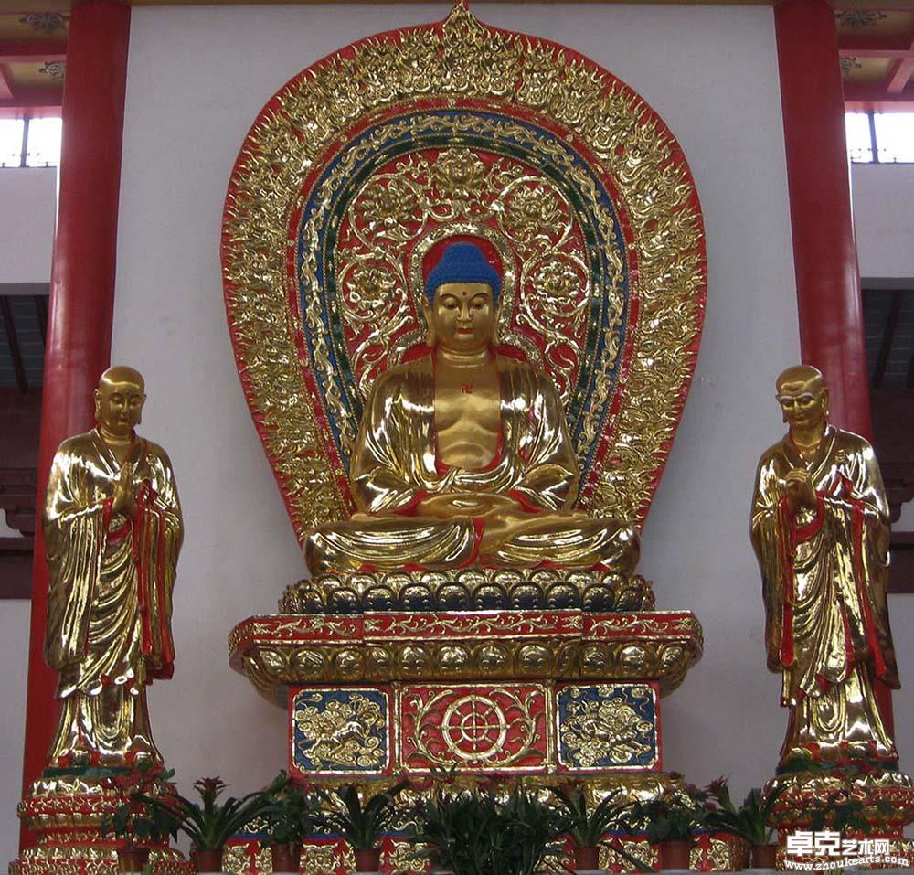 泰州关圣寺一佛二弟子 高400cm