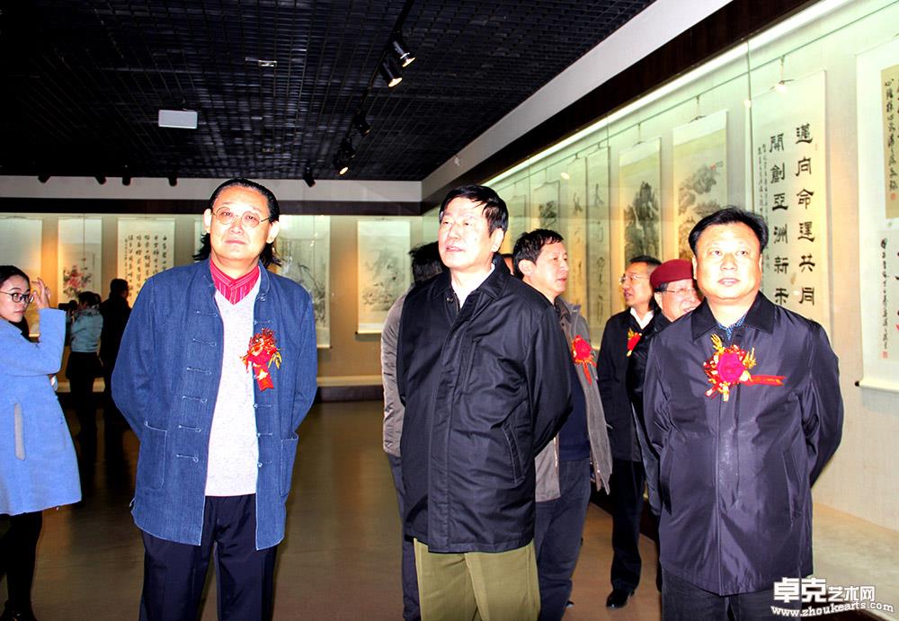 陈光林与省人民政府周庆主任和宿州市委宣传何志中部长出席活动