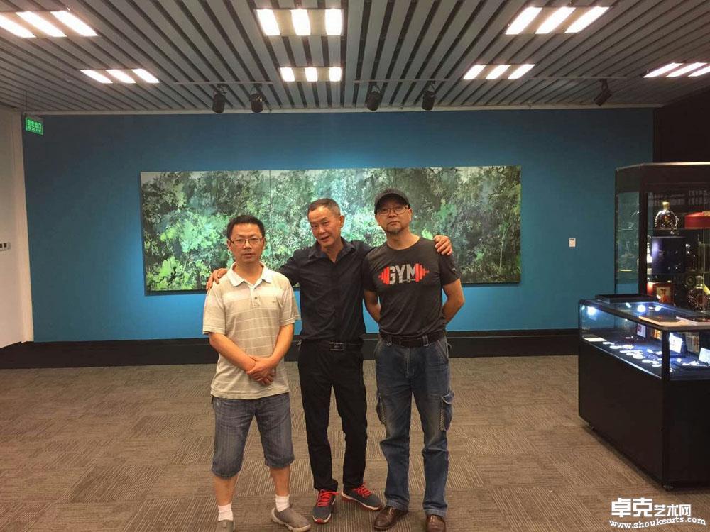 黄明、汪光建和章振